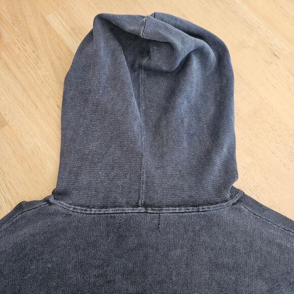 Barefoot Dreams Sunbleached Knit Poncho In Faded Black One Size - Picture 8 of 13